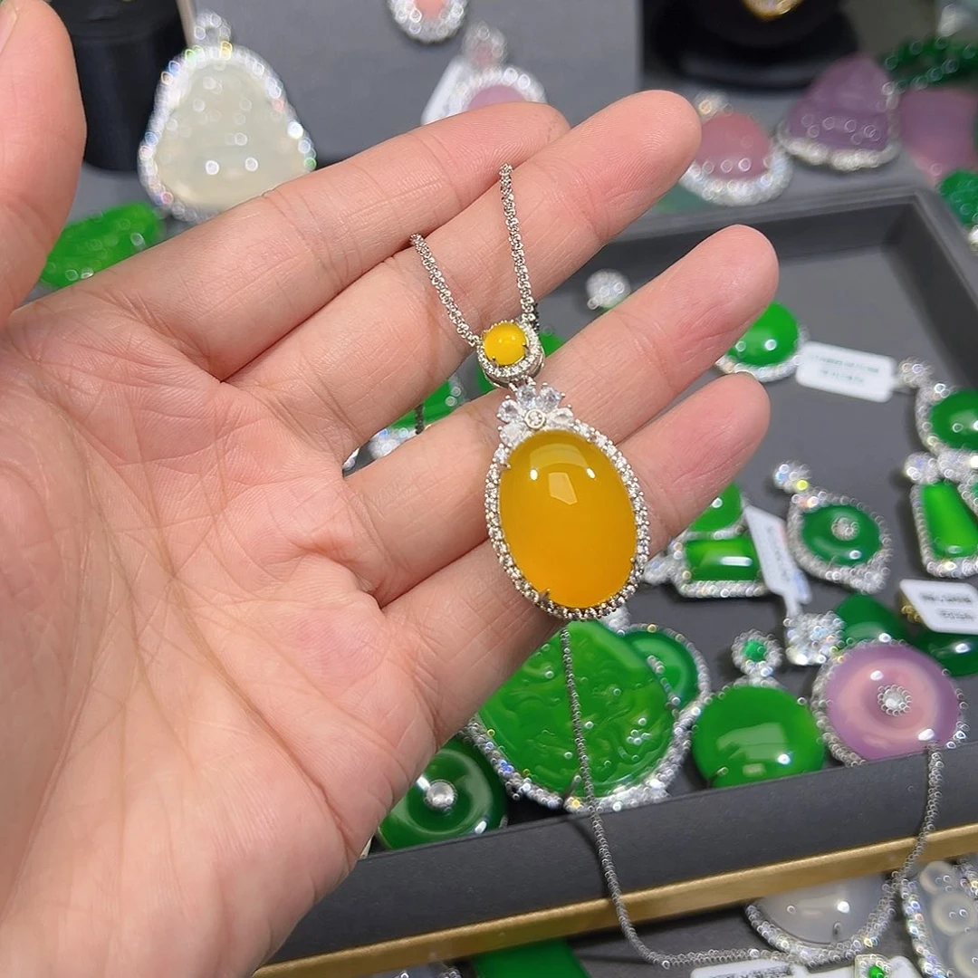 玛瑙/玉髓合金吊坠(赠链)