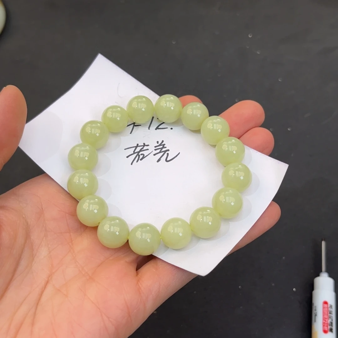 和田玉未镶嵌手镯拍一发一