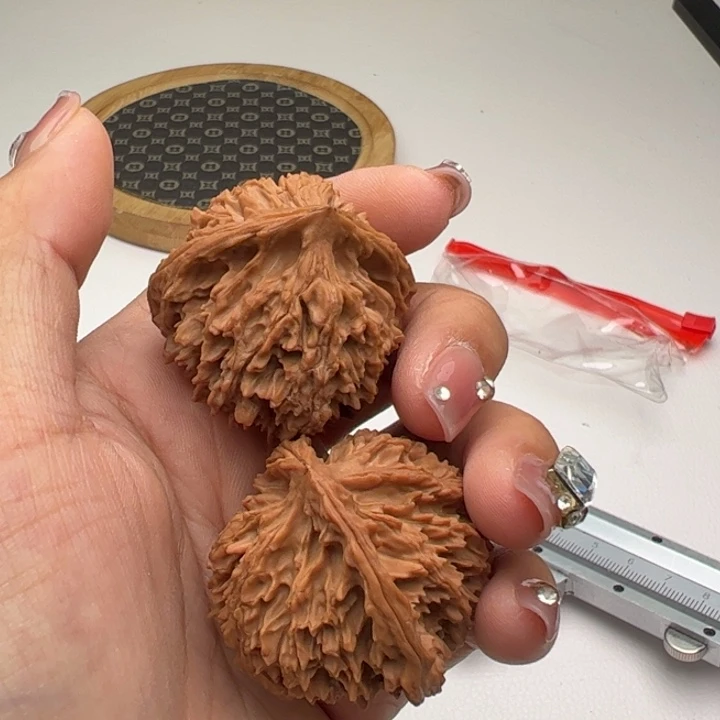 文玩核桃把件?***哥小刺663