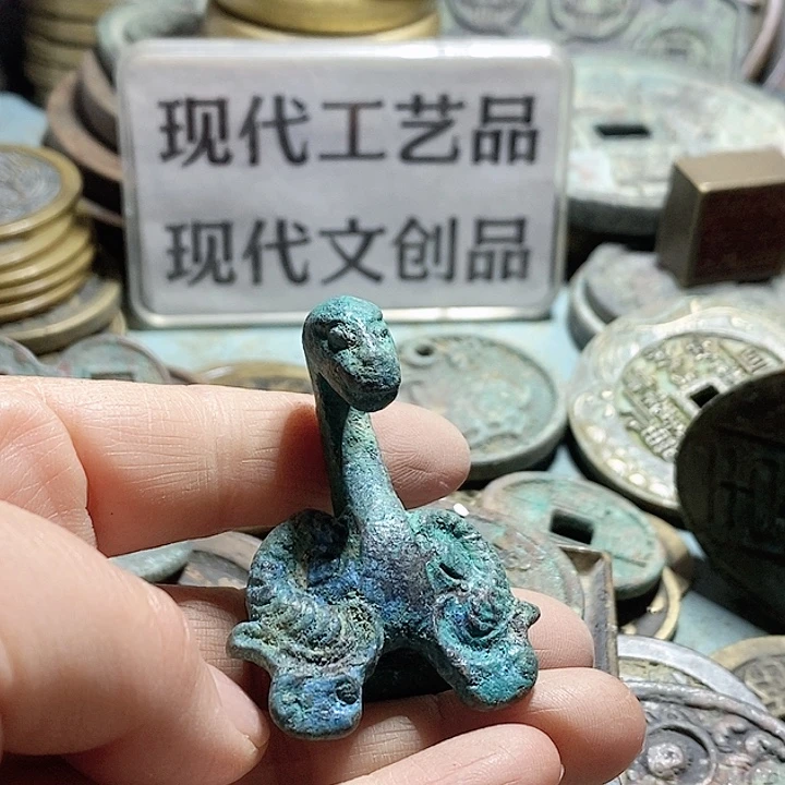铜现代工艺品学习币