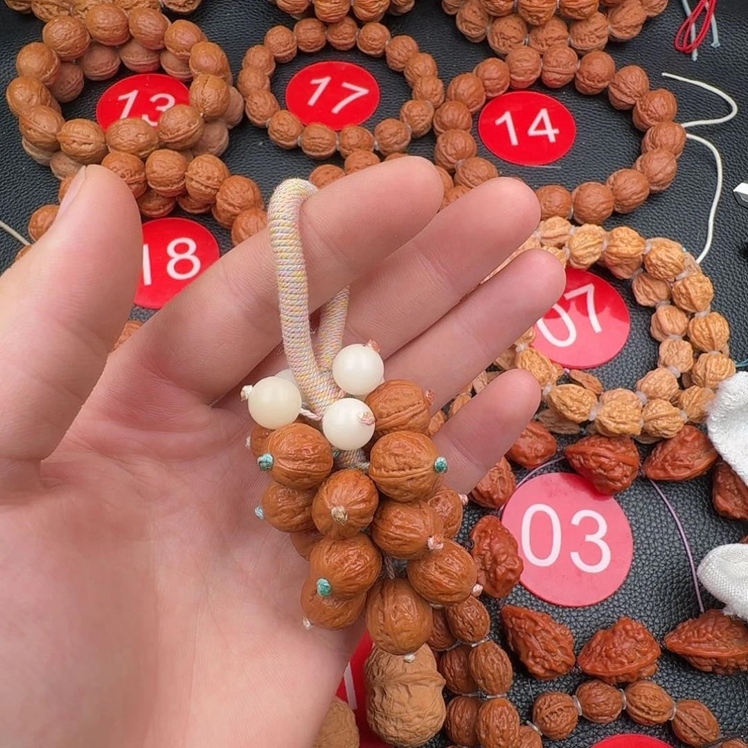文玩核桃吊坠手工编织秋籽葡萄串
