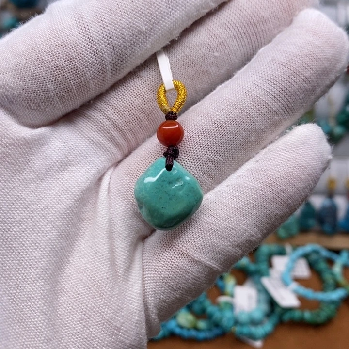 绿松石未镶嵌原矿