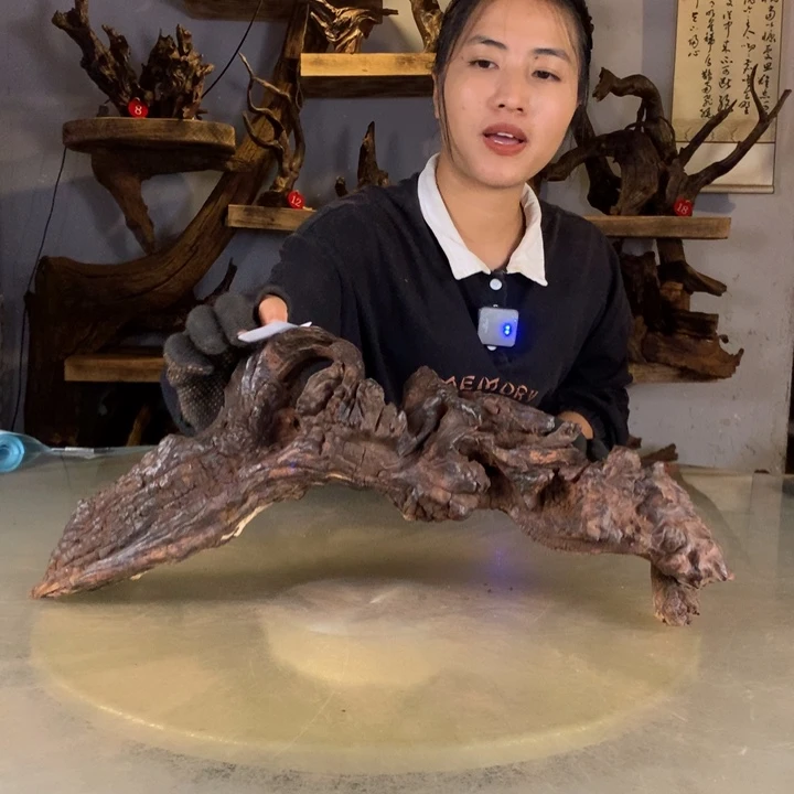 雍***德天然云南紫柚木会黄水