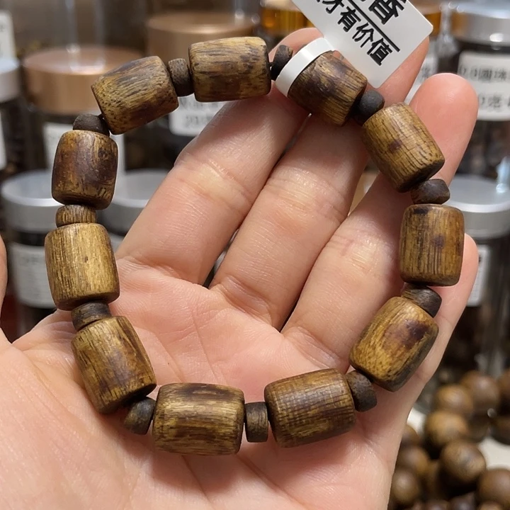 沉香沉香碎屑1.1桶珠随形单圈10g