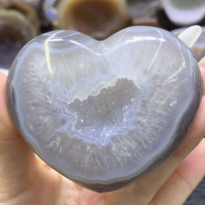 未镶嵌珠宝半成品水晶蓝晶爱心