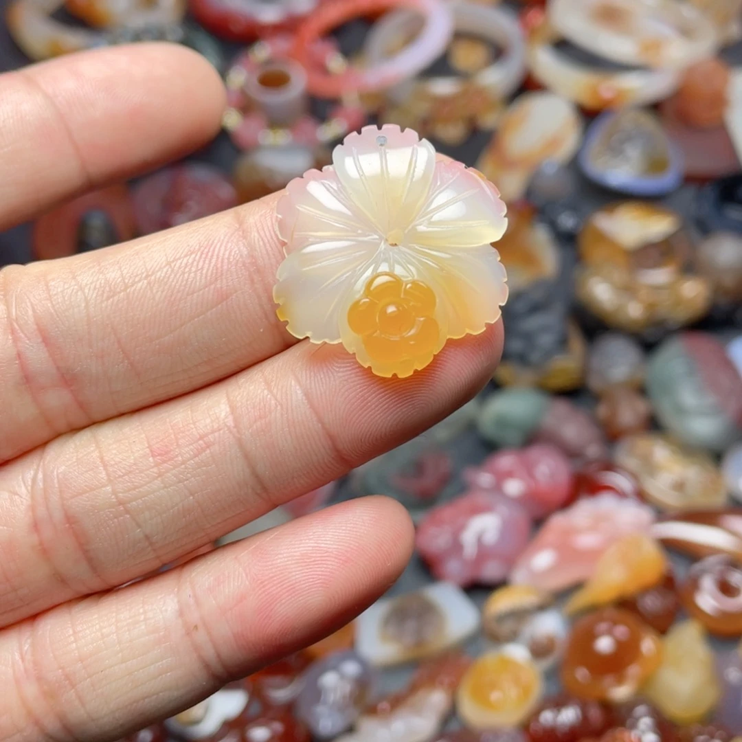 玛瑙/玉髓未镶嵌颈饰