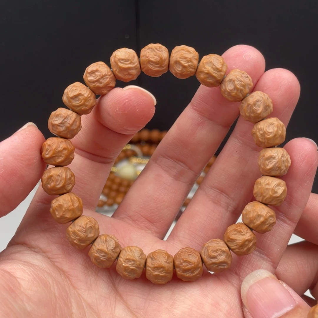 手串猴头核桃龙蛇19.9。 10