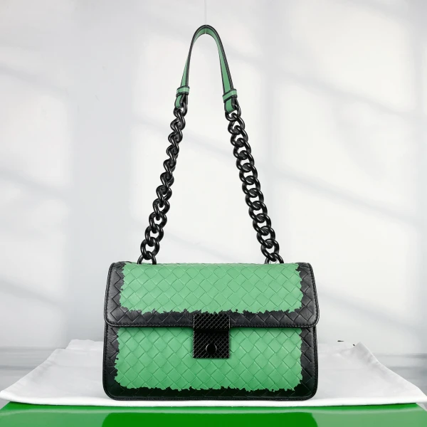 葆蝶家/95新/包包/250206EV0035/C9209158405