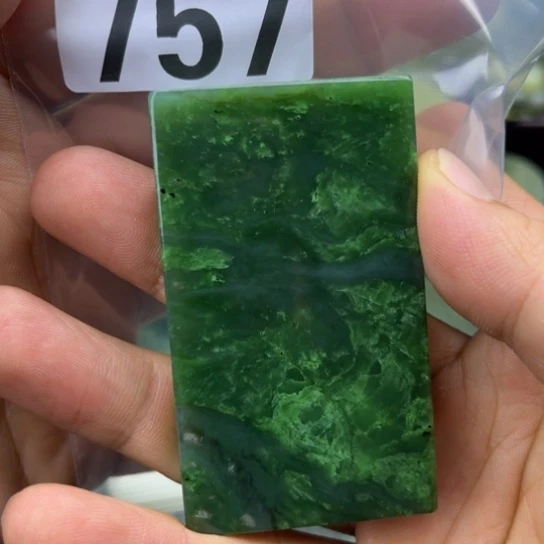 广***龙和田玉未镶嵌珠宝半成品