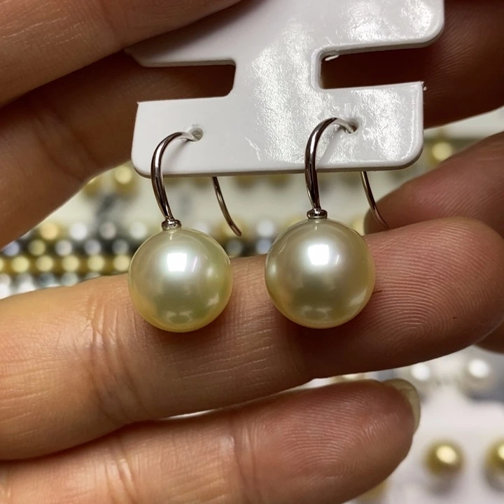 海水珍珠金珍珠耳坠18K金镶嵌