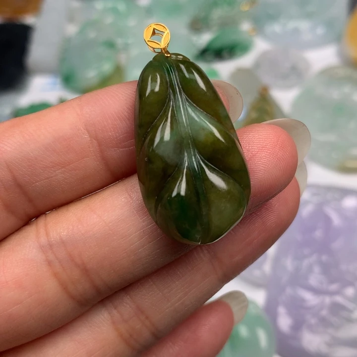 颈饰未镶嵌翡翠翡翠