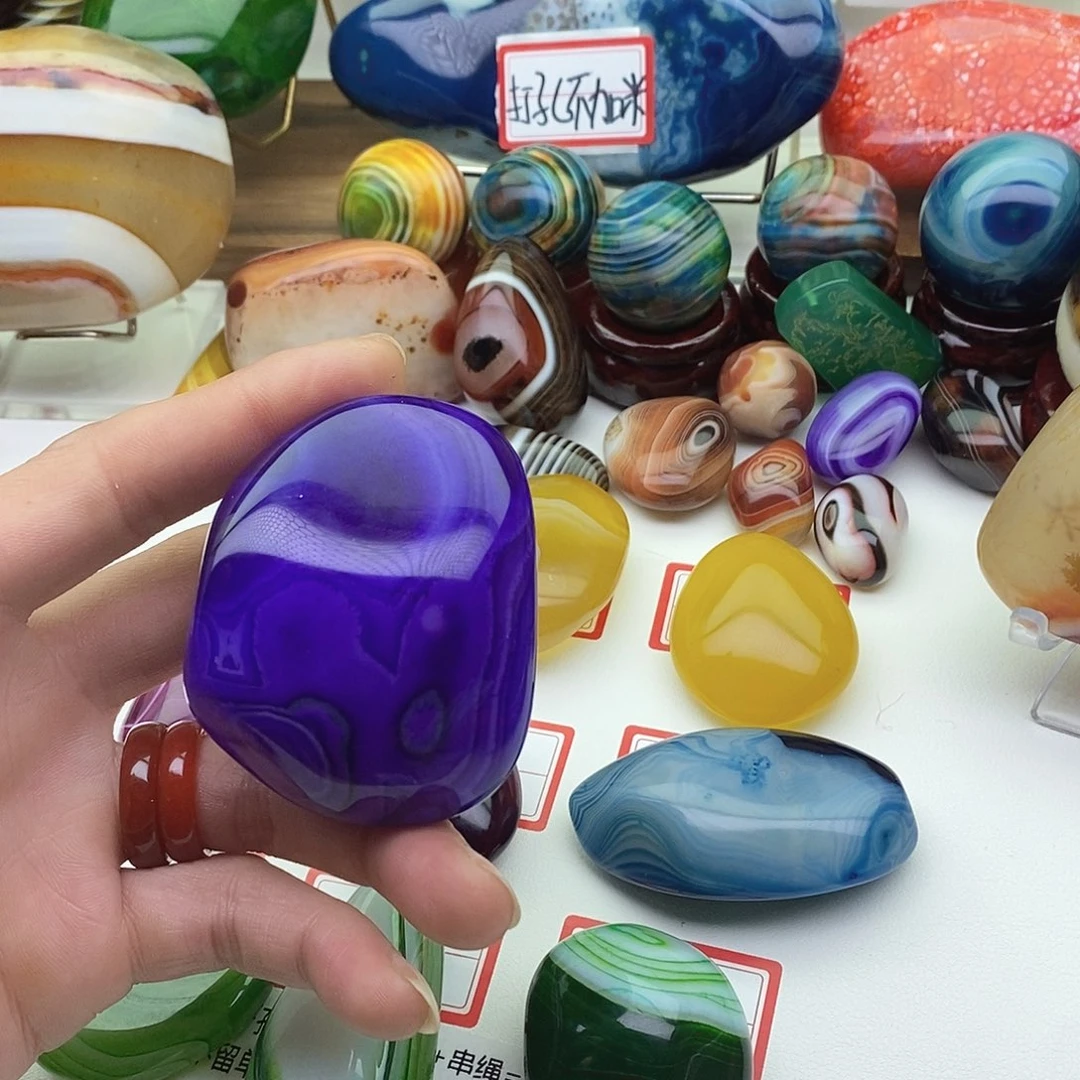 玛瑙/玉髓未镶嵌珠宝奇石