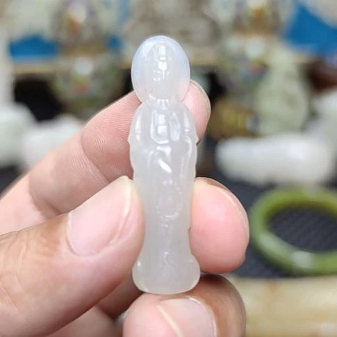 未镶嵌和田玉挂件