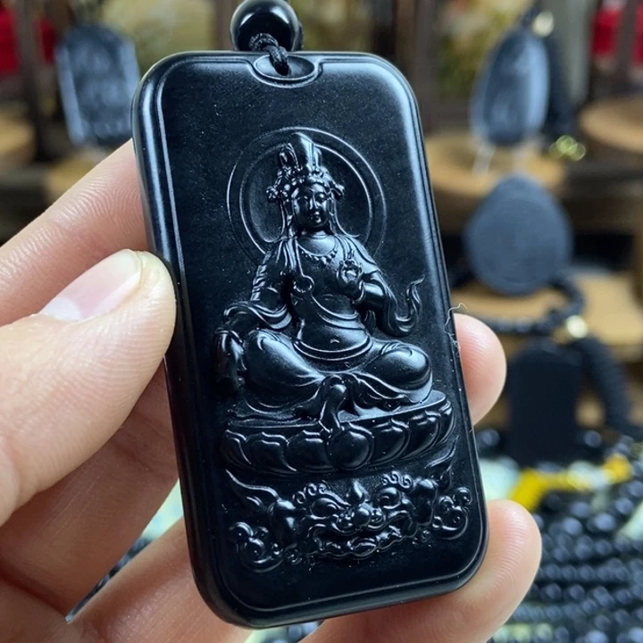 和田玉未镶嵌颈饰观音