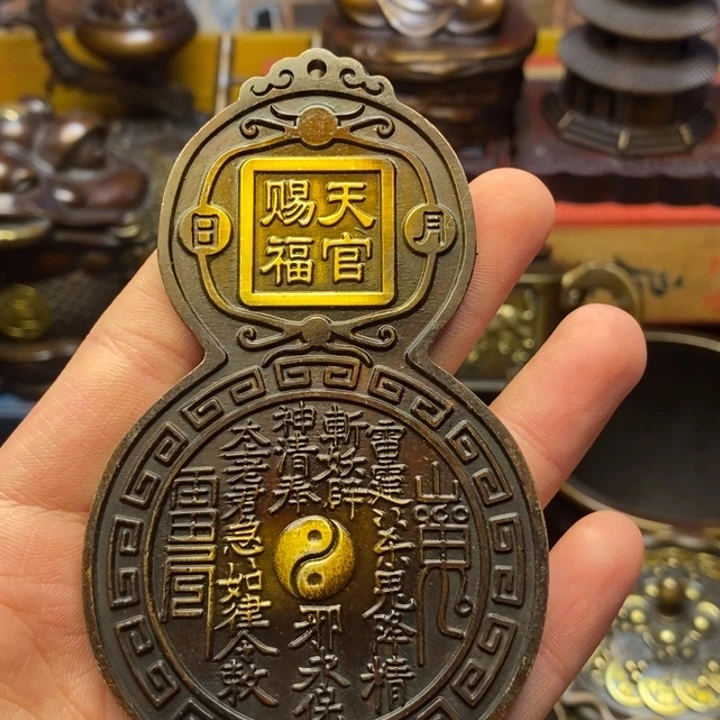 铜器摆件做工精良