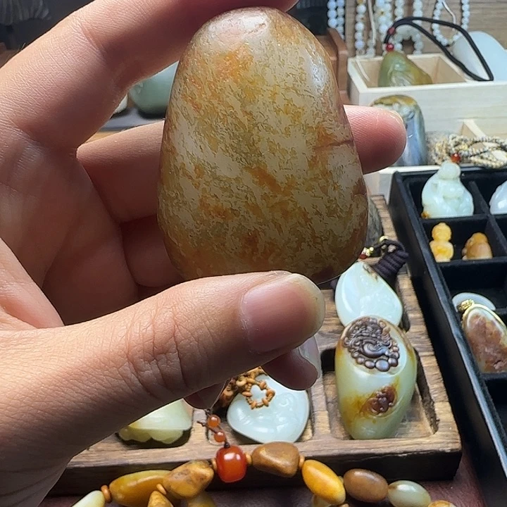 和田玉未镶嵌挂件阿**佛