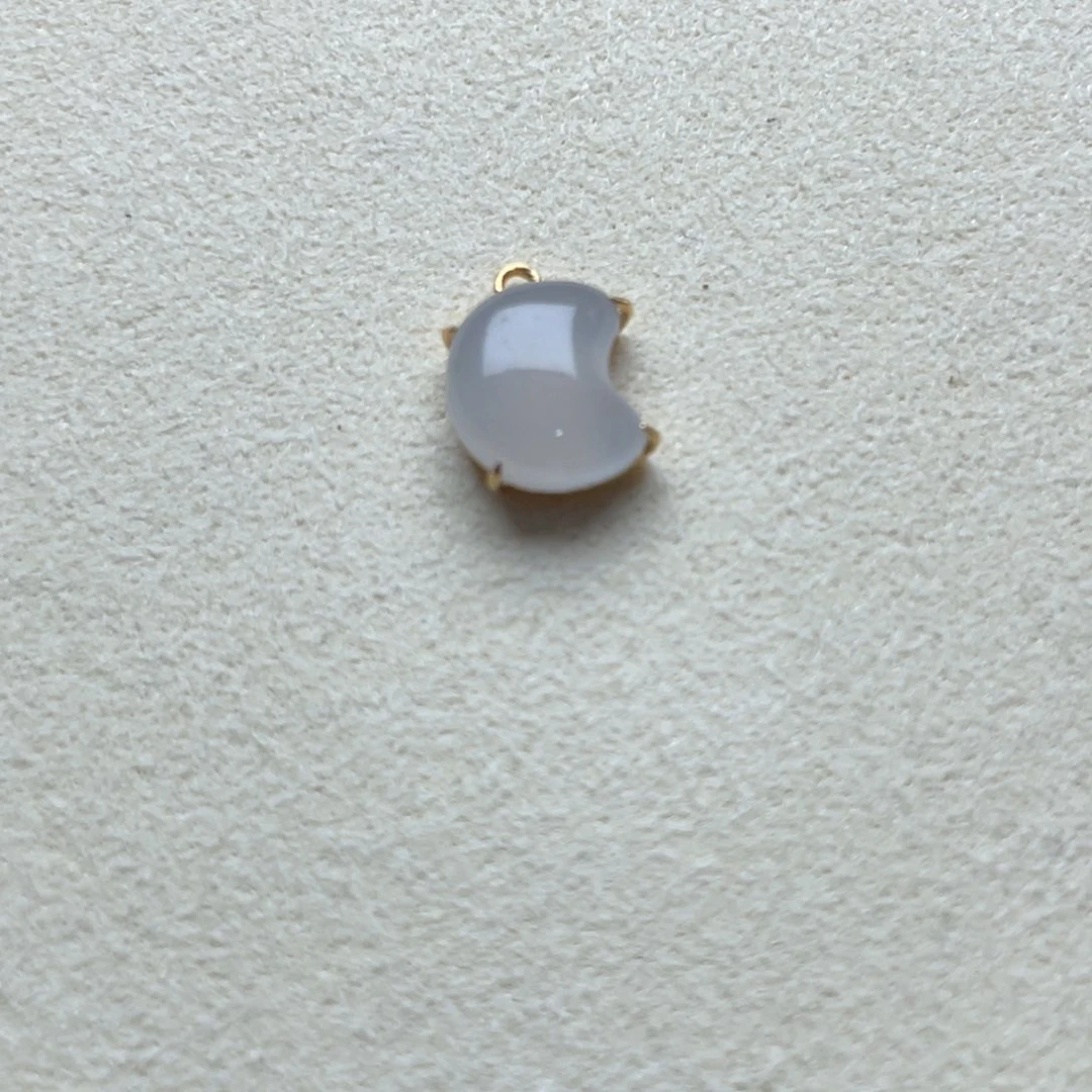 翡翠18K金镶嵌吊坠(不含链)月亮