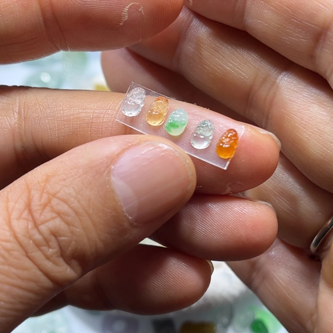 定制翡翠未镶嵌貔貅