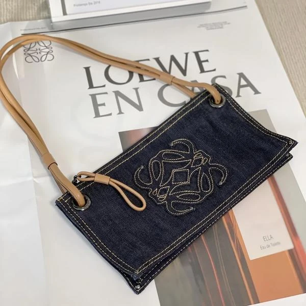 大吉中古/loewe罗意威丹宁外缝线单肩包