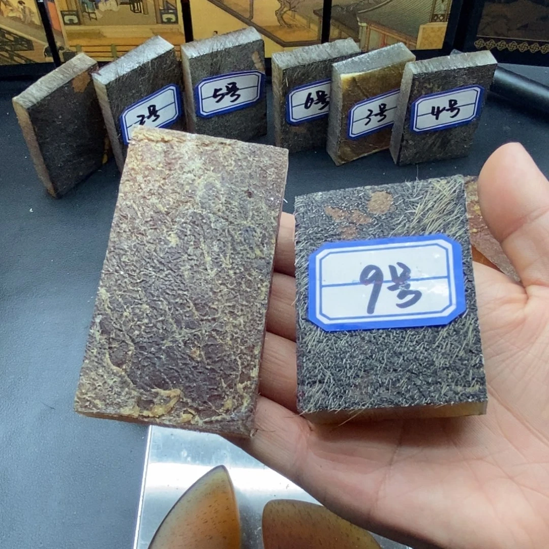 大叶紫檀（黑酸枝木类）