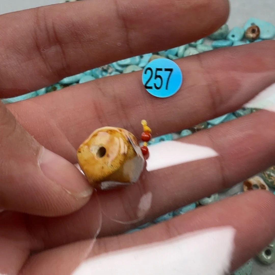 未镶嵌南红玛瑙珠宝奇石