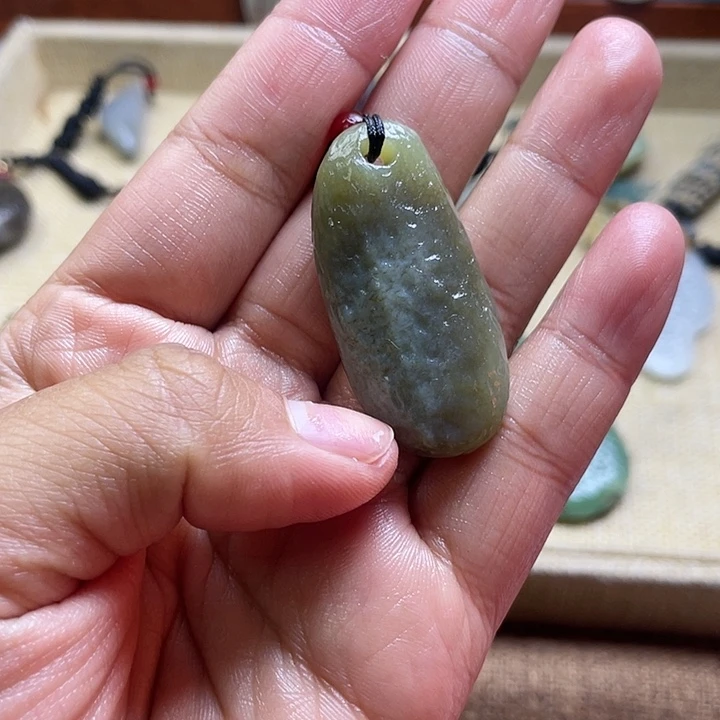和田玉（糖玉）颈饰未镶嵌乾**二27