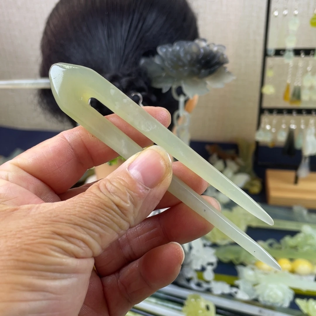 蛇纹石玉未镶嵌发饰