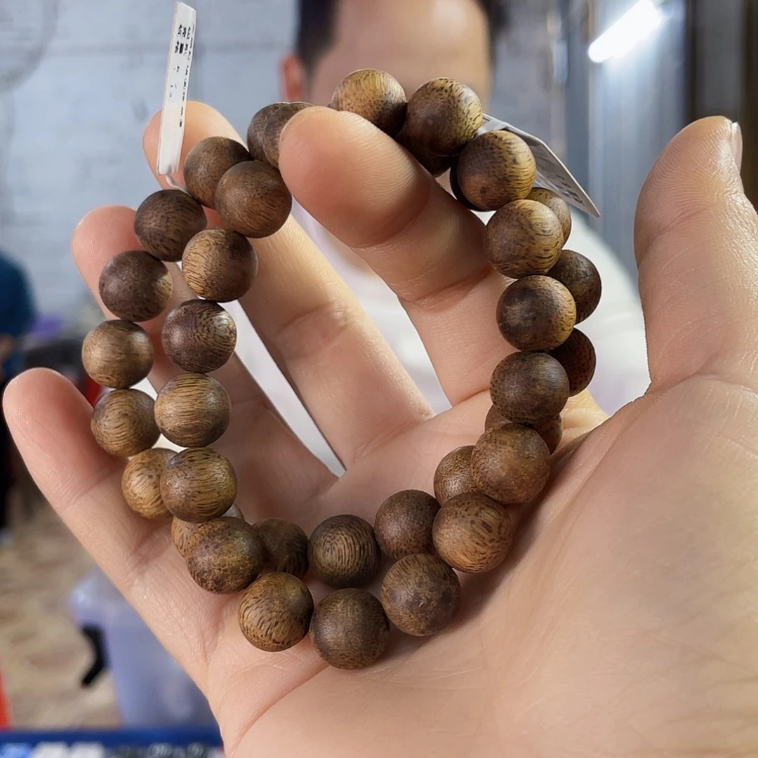 沉香手串天然红棋圆珠单圈1.1/8克多样性发一