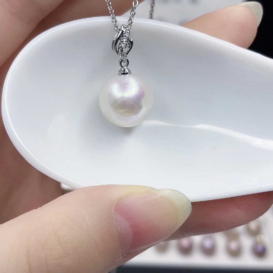 淡水珍珠合金吊坠(赠链)