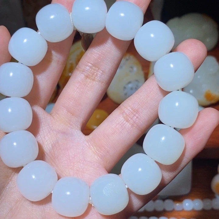 风***存颈饰未镶嵌和田玉