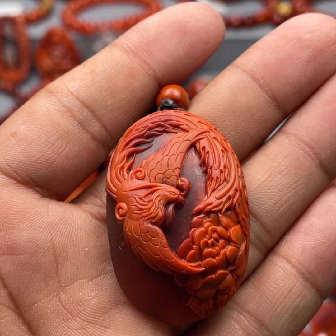 南红玛瑙未镶嵌珠宝奇石吊坠