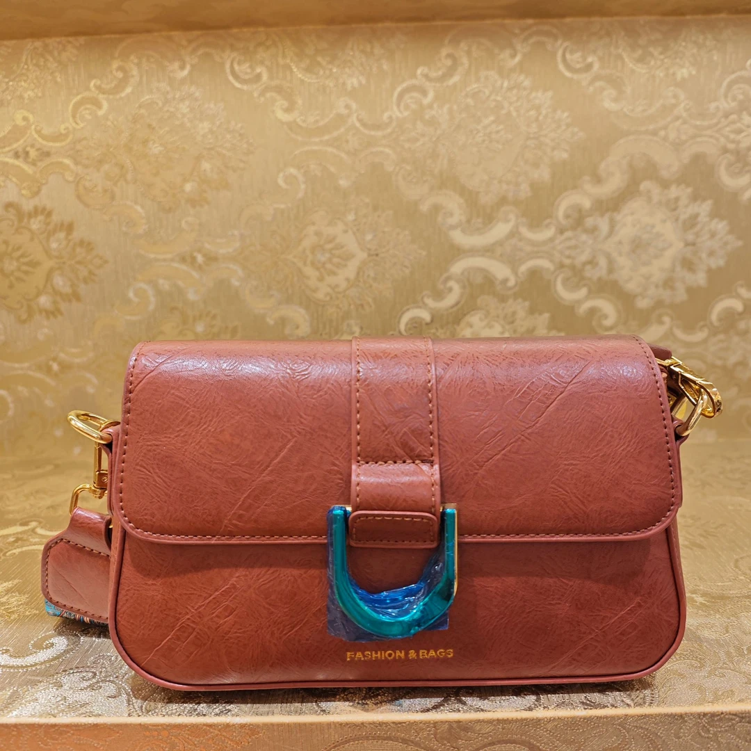 2025新款时尚潮流手提包