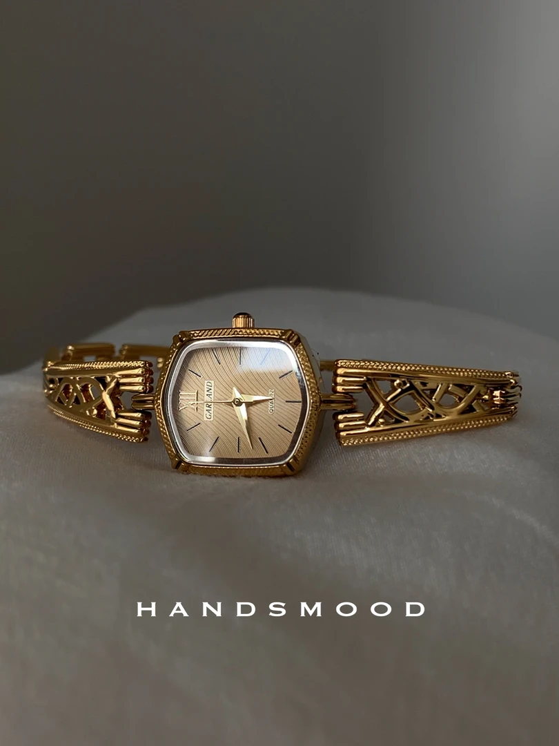 handsmood  法式镂空小众设计高级感宫廷精致时尚女石英手镯手表