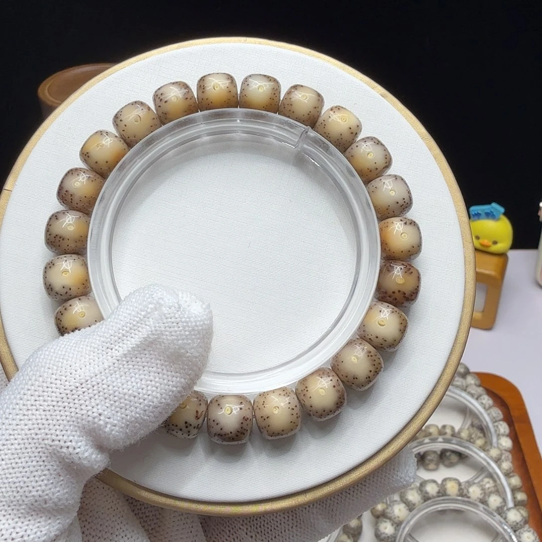 吊坠星月菩提回少云