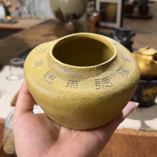 景德镇鱼和熊手工陶艺