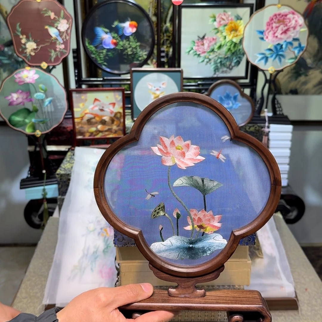 刺绣刺绣工艺精湛