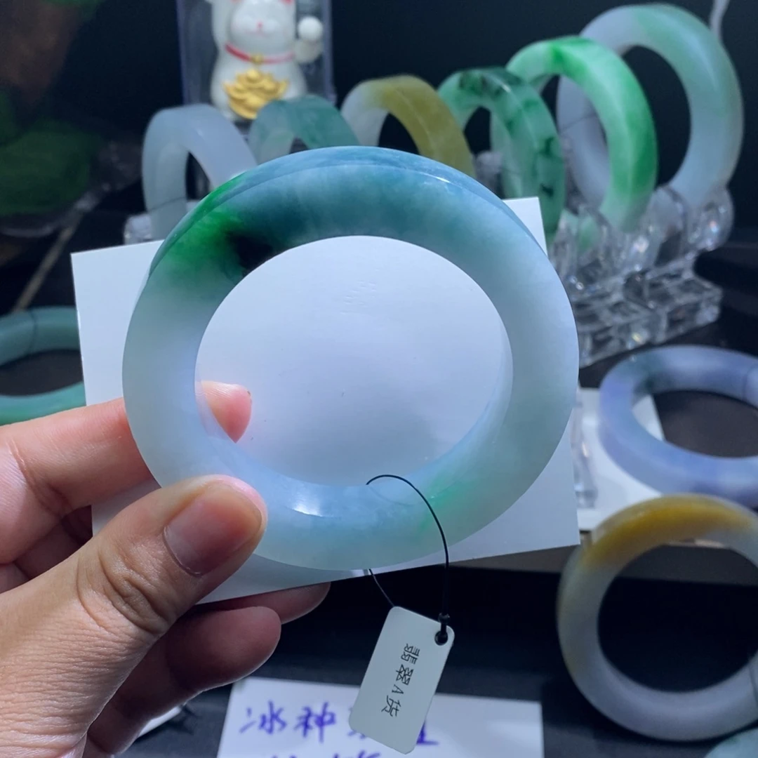定制翡翠手镯未镶嵌