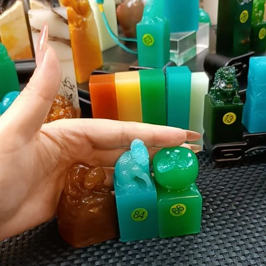 巴***鲁寿山石印石巴老师