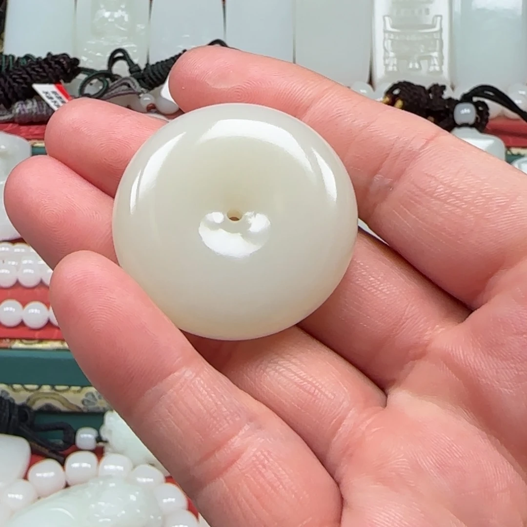 未镶嵌和田玉挂件