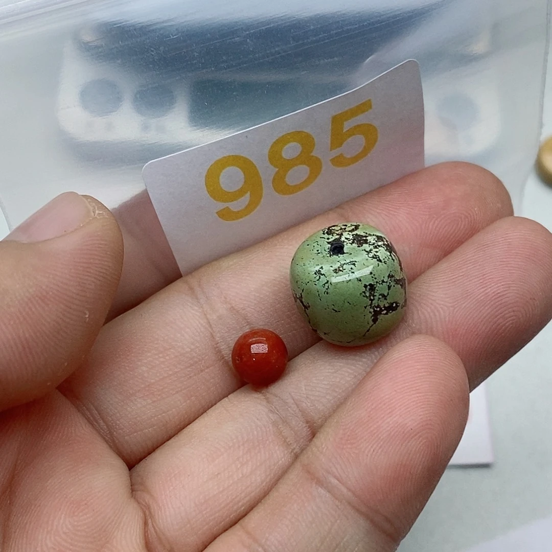 未镶嵌南红玛瑙珠宝奇石