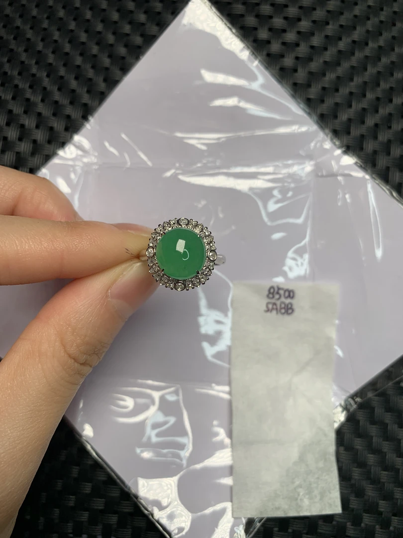 天然缅甸翡翠A货18K金镶嵌 5ABB