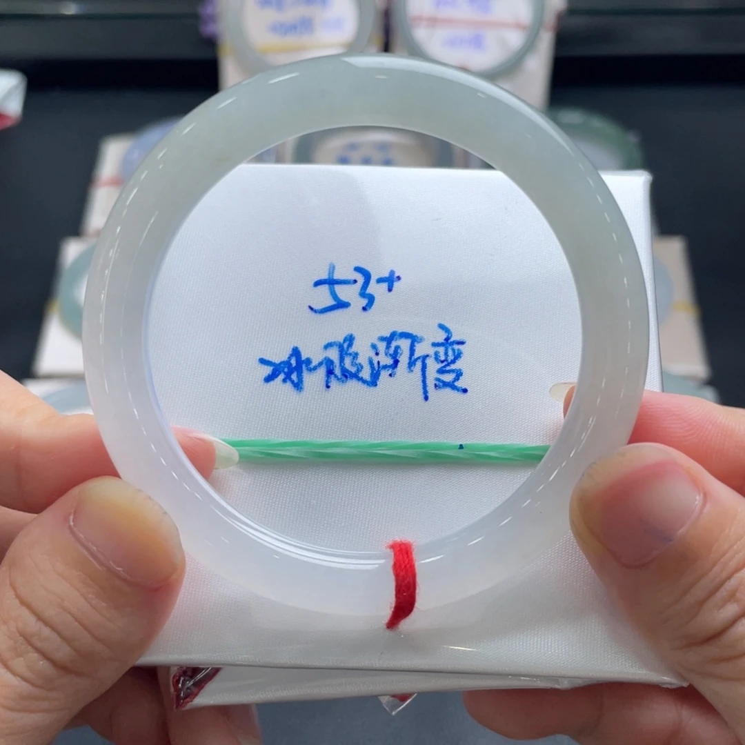 未镶嵌手镯翡翠翡翠手镯