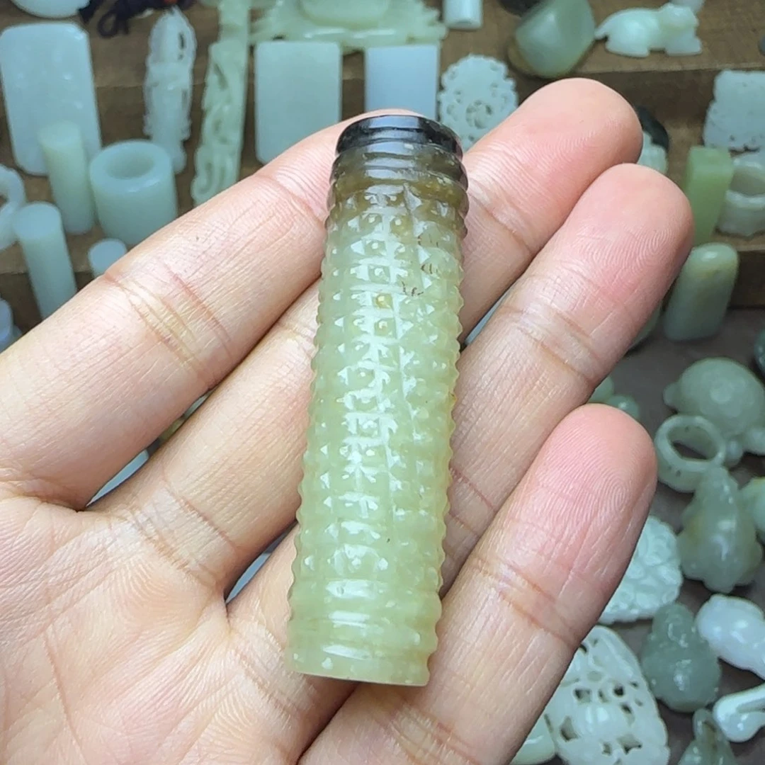 和田玉挂件未镶嵌