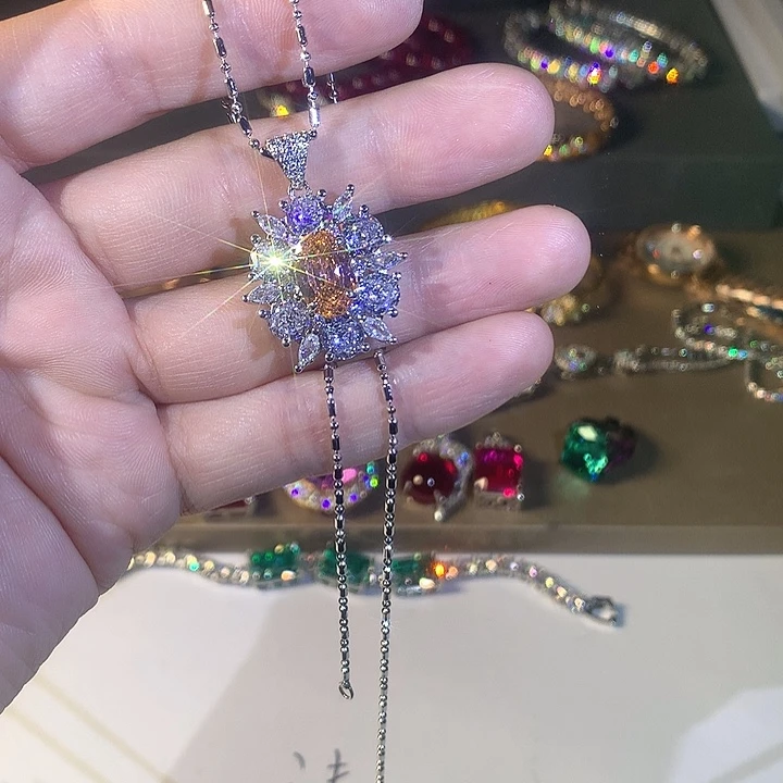 非金属46吊坠。