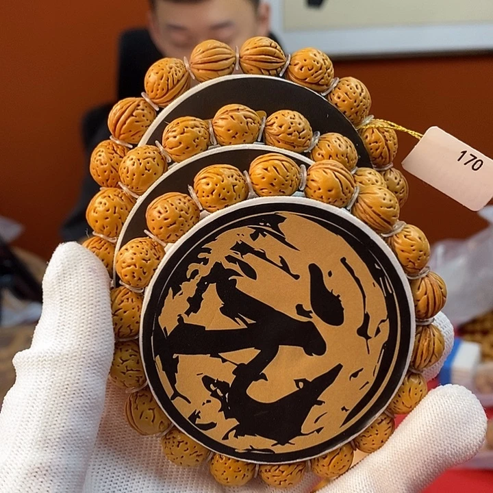 手串桃核c50 山川12 (尺寸误差0.5之间)