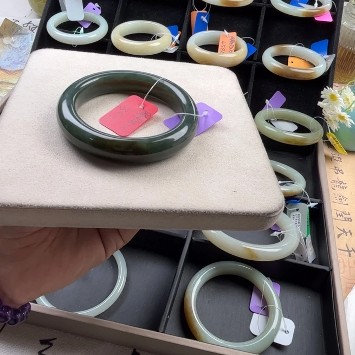 未镶嵌手镯和田玉玲珑美镯54.9