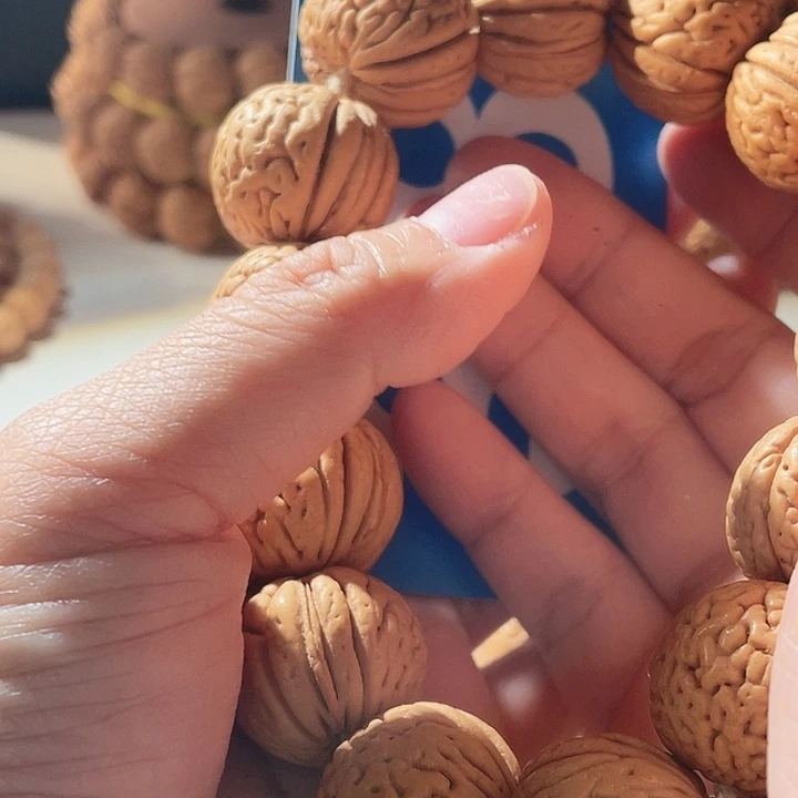 炮***哥吊坠桃核桃核手串金钱豹38