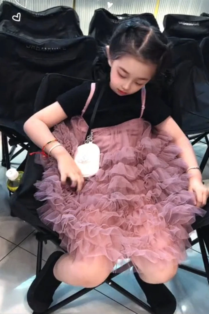 朵儿~春夏新款韩版裙子女童中大童休闲时髦舒适童裙上衣