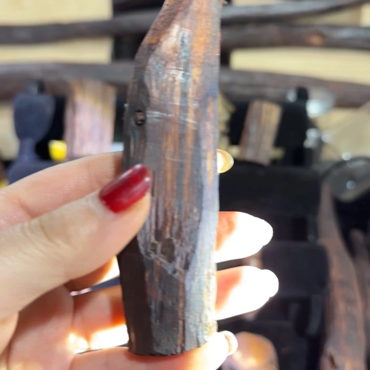 木大**利降真香手把件黄油