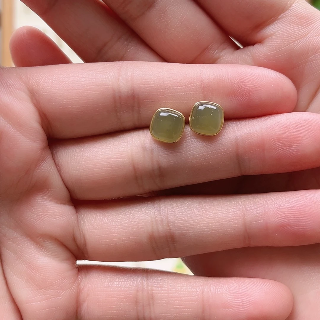 㞮***心和田玉银S925镶嵌耳饰